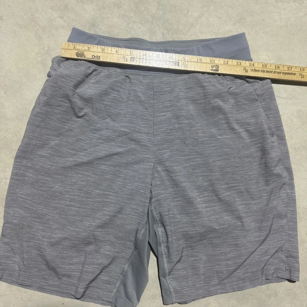 Lululemon Shorts Mens Small Gray Heather Pool Missing Drawstring Trunks